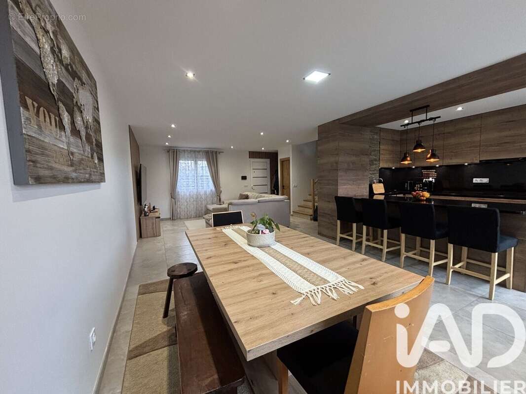 Photo 3 - Maison à SAVIGNY-SUR-ORGE