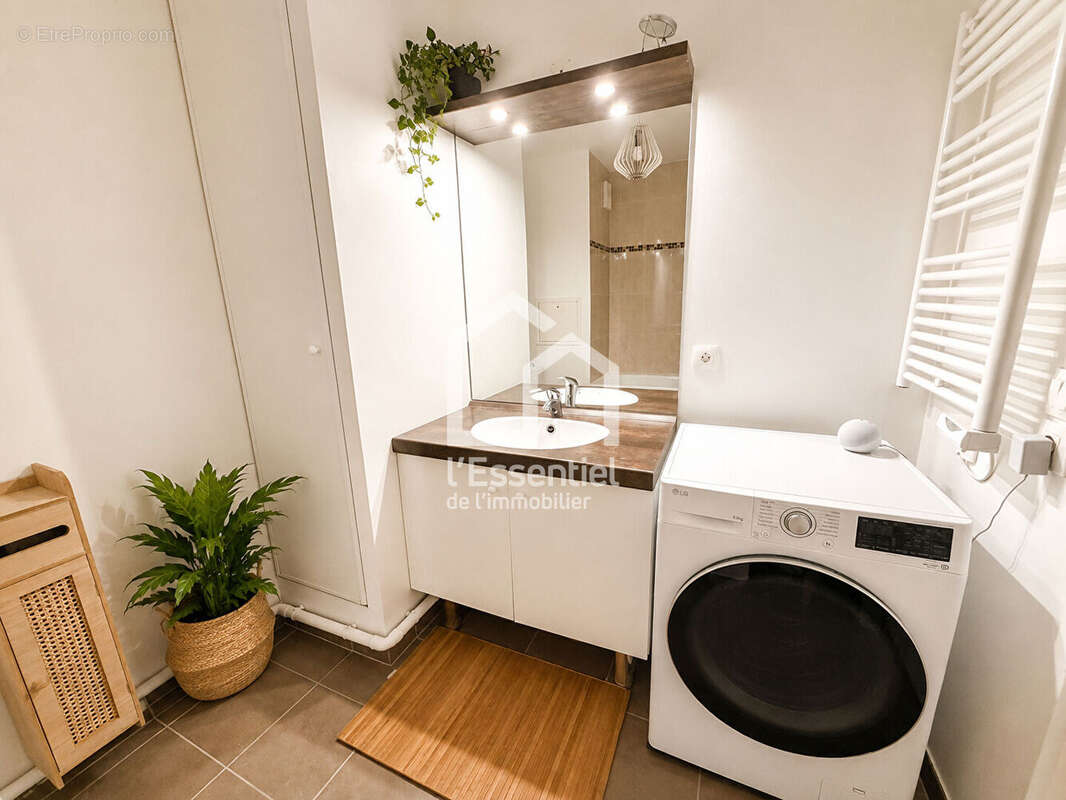 Appartement à VERNEUIL-SUR-SEINE