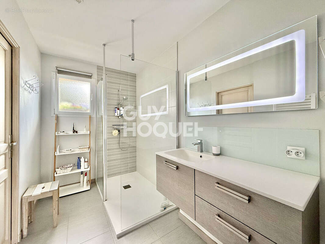 Maison à GUJAN-MESTRAS