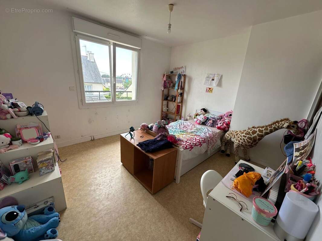 Maison 95 m² à Saint-Martin-Des-Champs  - photo 8
