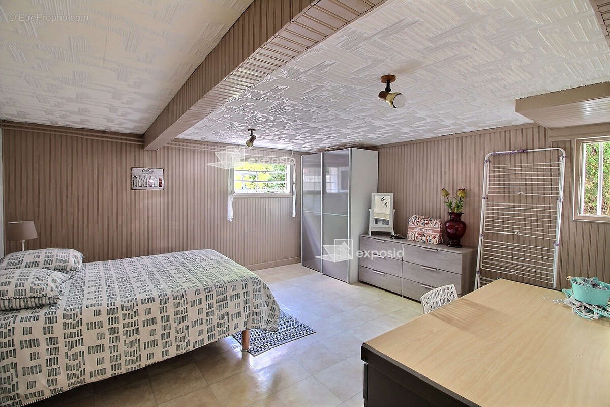 Maison à SOISY-SUR-SEINE