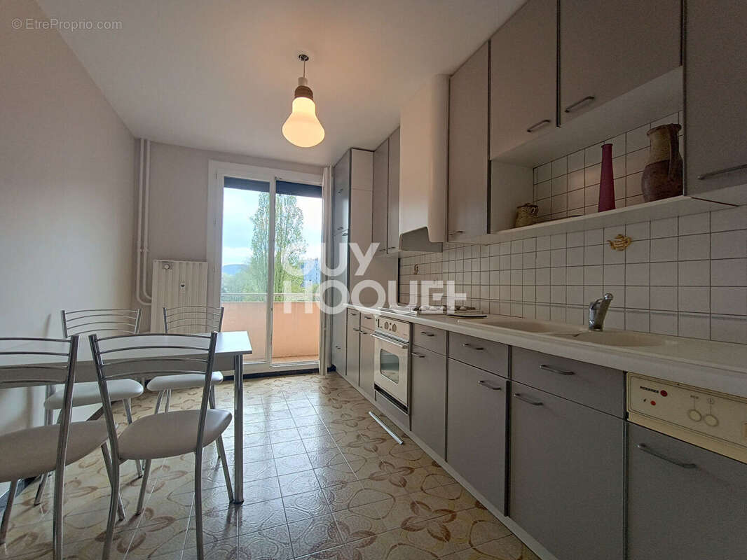 Appartement à BOURGOIN-JALLIEU