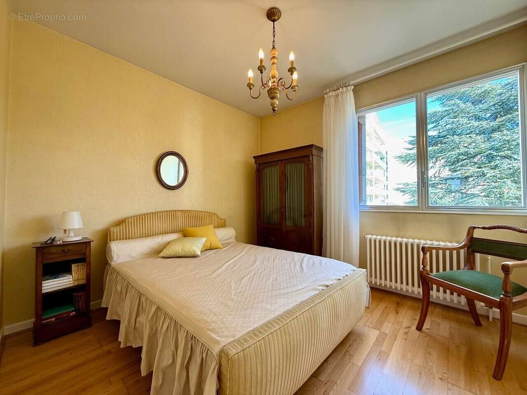 Appartement à ROMANS-SUR-ISERE