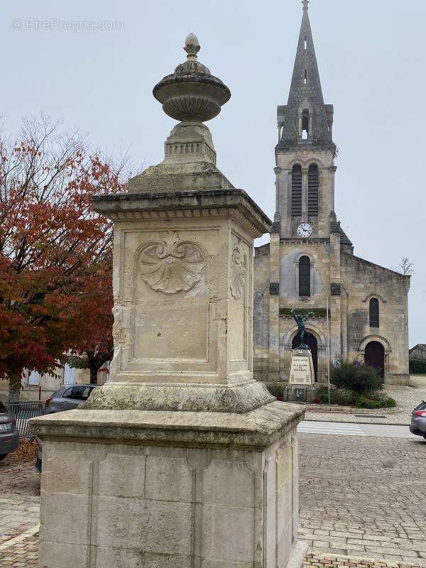 Maison à SAINT-SAVIN