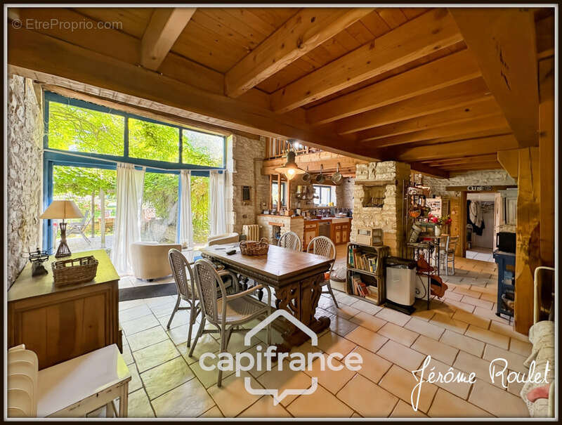 Maison à CHAMPIGNY-LE-SEC