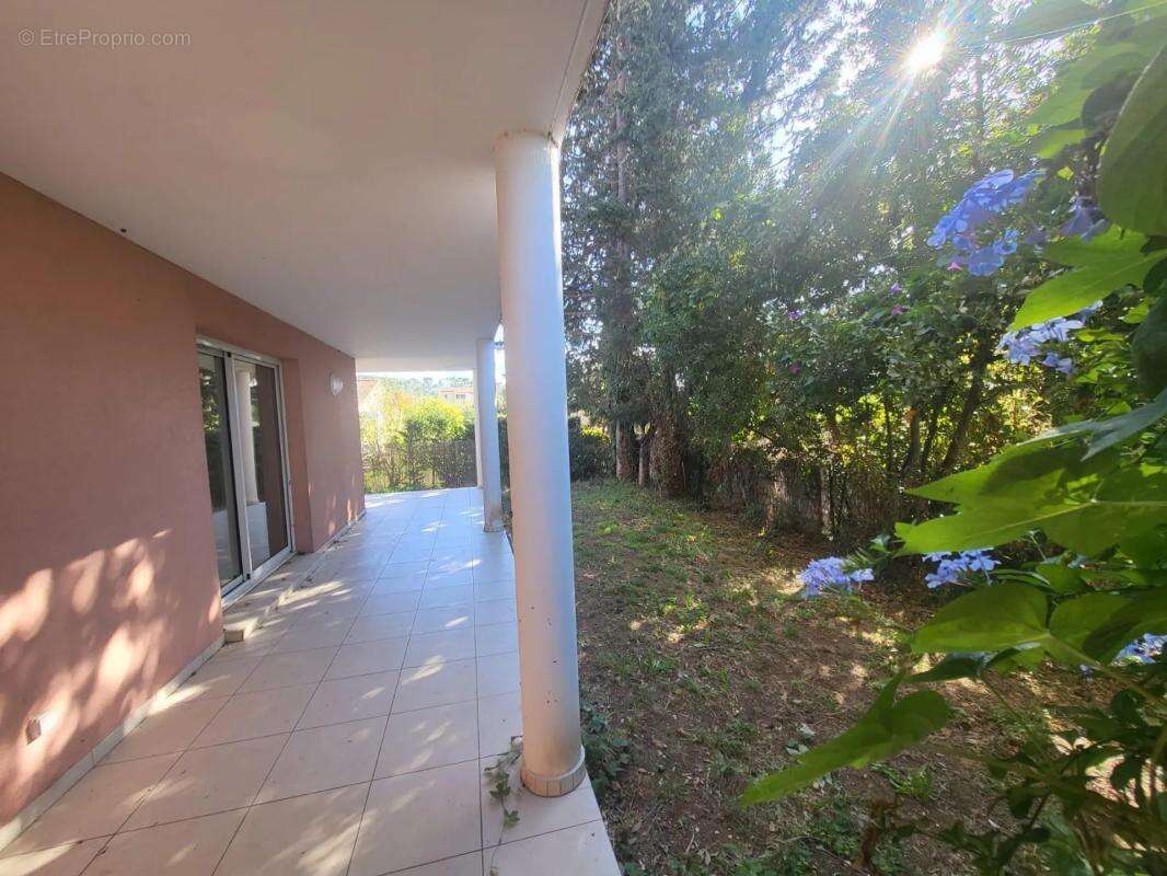 Appartement à SANARY-SUR-MER