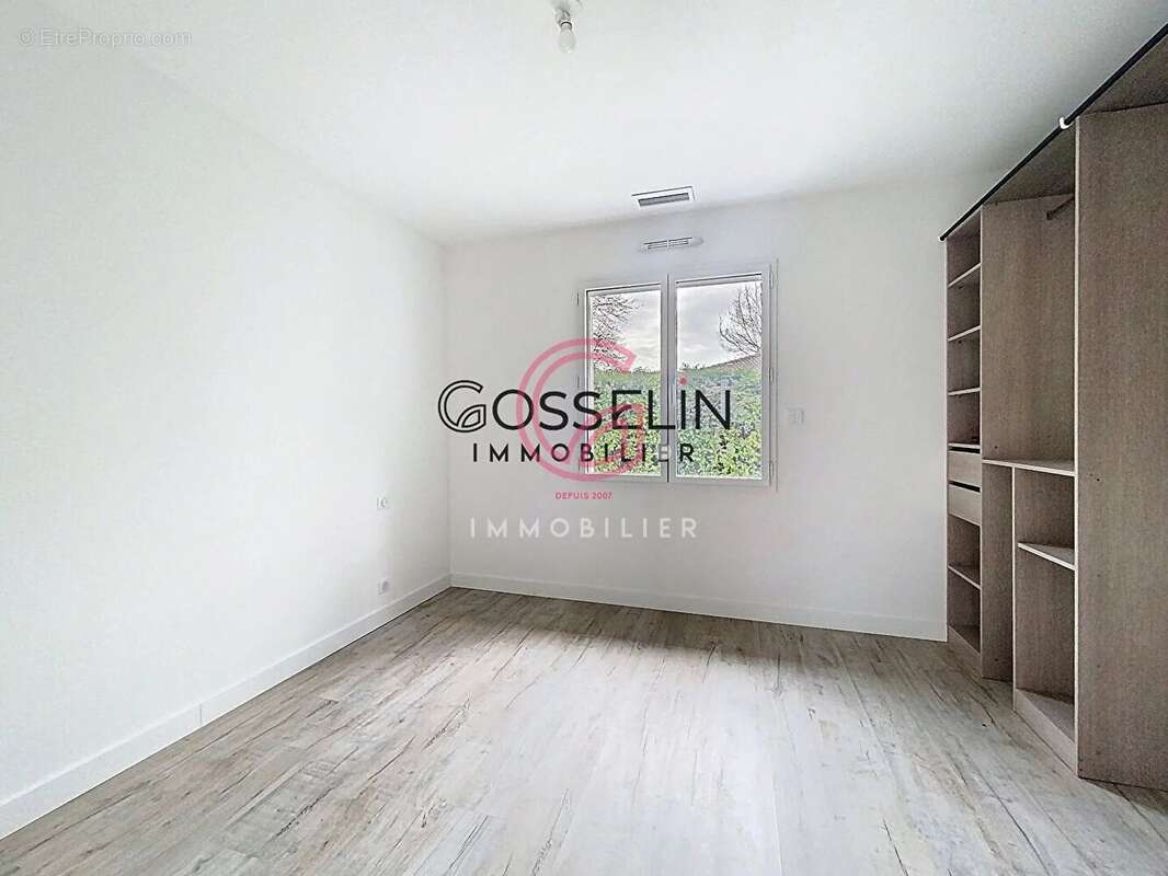 Maison Sanguinet 4 pièce(s) 112.29 M2 - photo 8