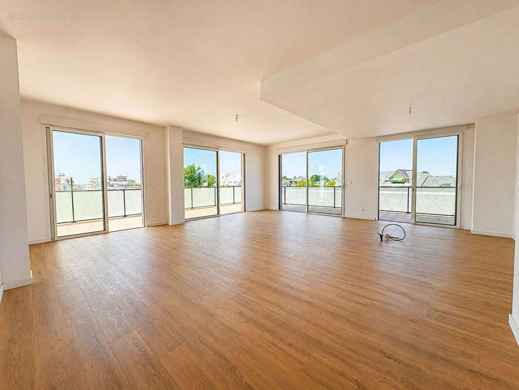 Appartement Pornichet 4 pièce(s) 134.66 m2 - photo 6