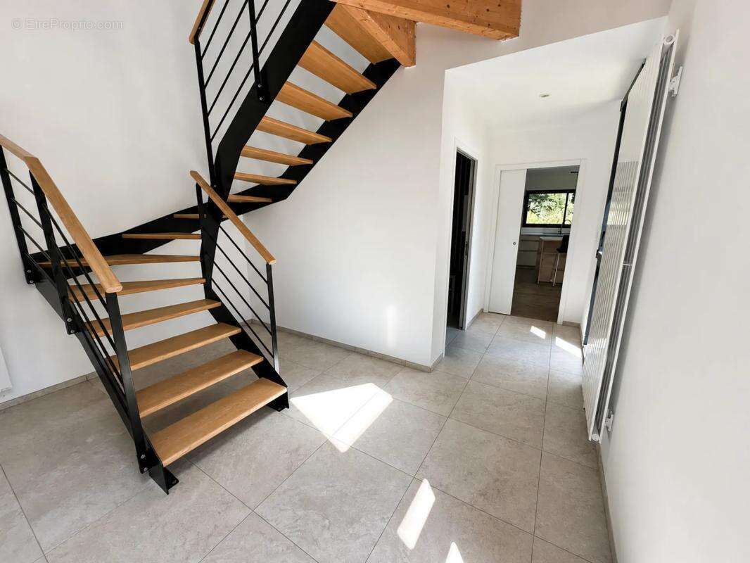 Maison de 7 pièces de 184 m² à Gurunhuel - photo 23