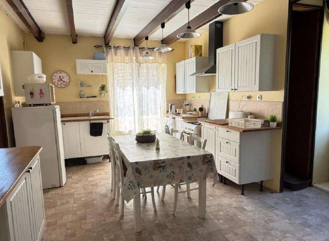 Maison à RUFFEC