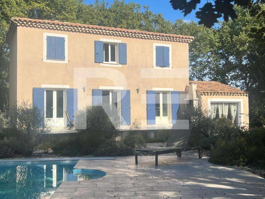 Maison à ROCHEFORT-DU-GARD