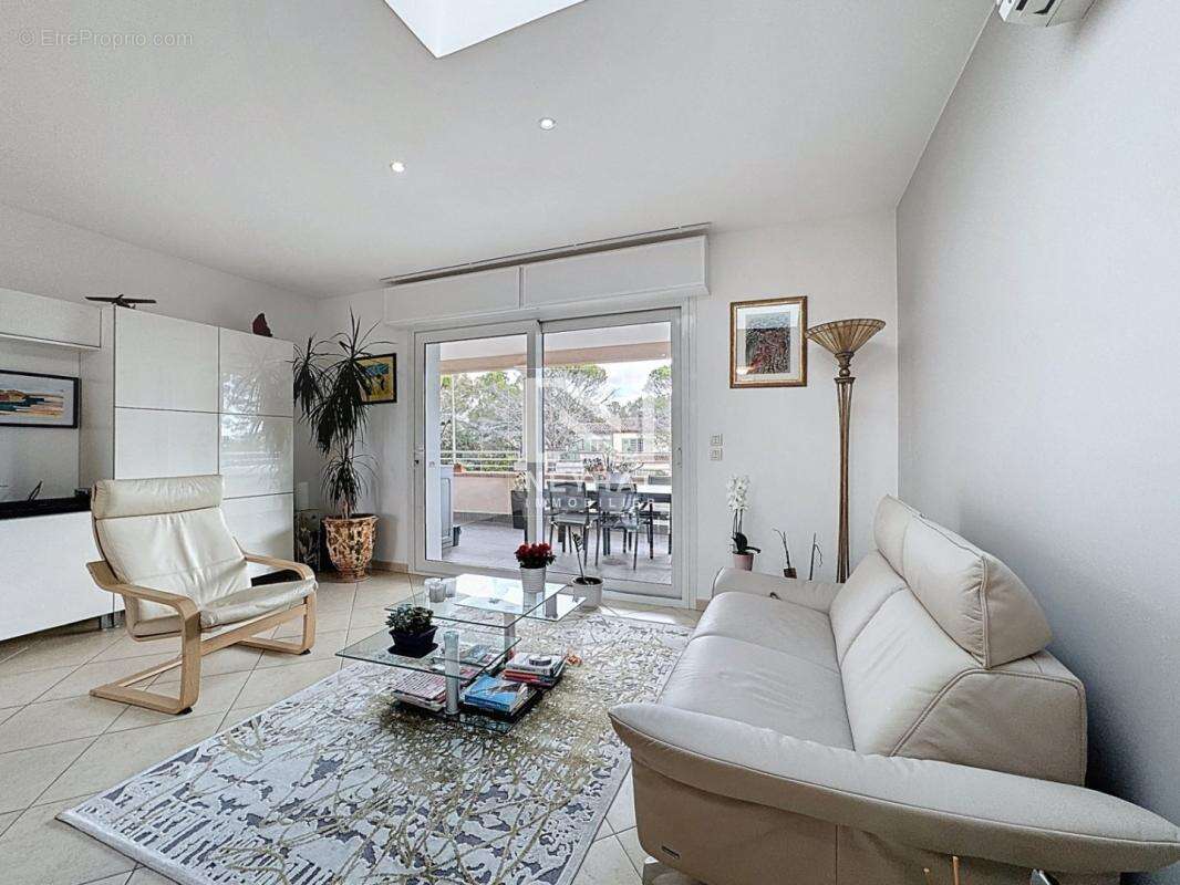 Appartement à SAINT-RAPHAEL