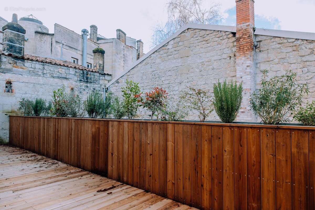 Appartement à BORDEAUX