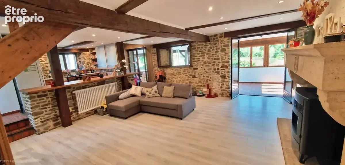  Coup de cœur à la campagne – Belle maison familiale 6 pièces de 140 m² avec véranda chauffée, dépendances, garages et jardin - photo 6