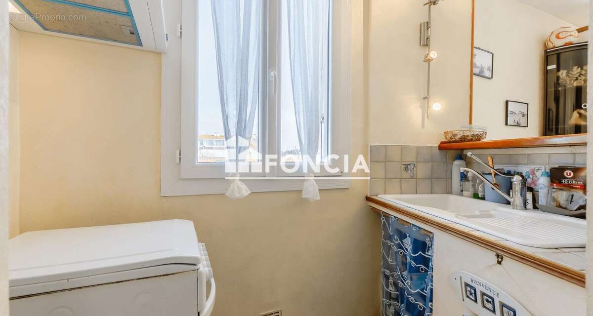 Appartement T2 avec cave – Vue latérale mer - photo 7