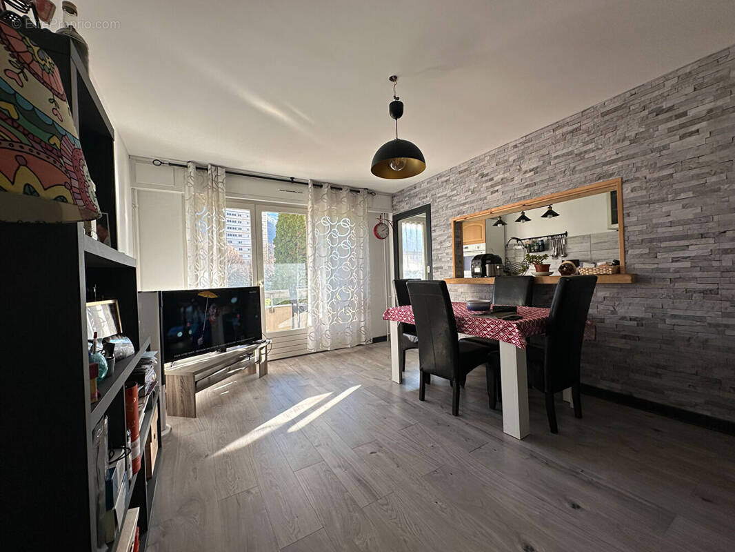 Appartement à ALBERTVILLE