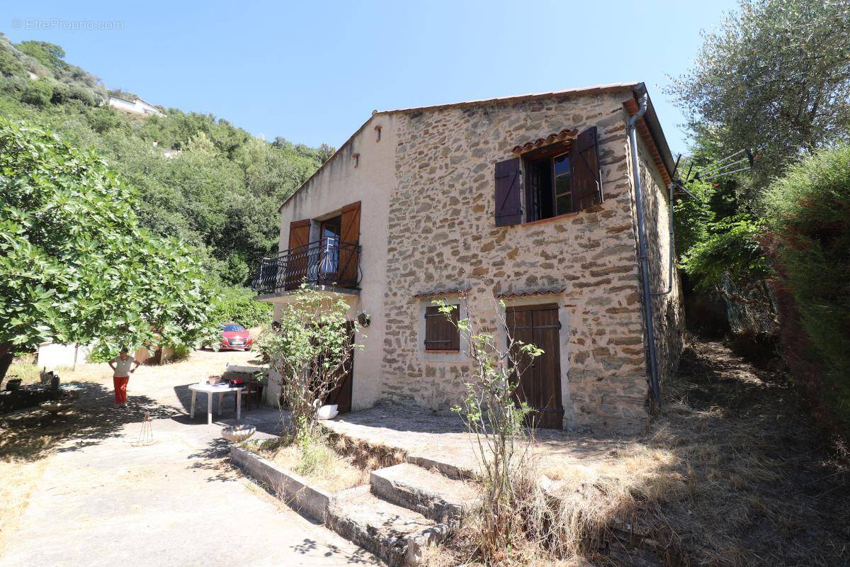 Maison à BERRE-LES-ALPES