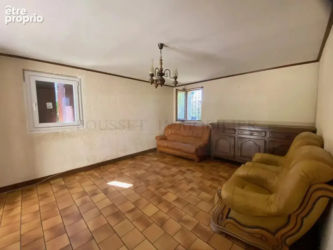 Jolie maison avec jardin de 1482 m². a proximite immediate d'un village medieval tous commerces (46700) - photo 8
