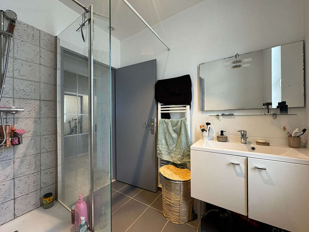 Appartement 3 pieces 61 m² - reims centre proche cathedrale - photo 8