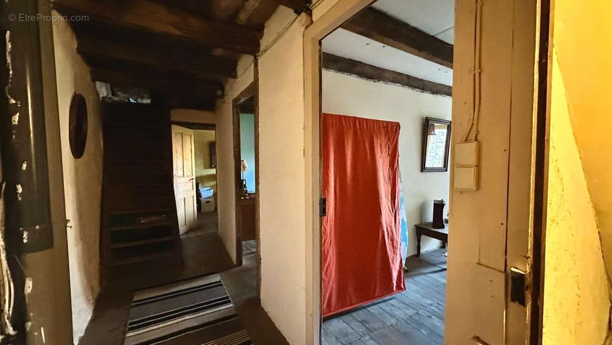 Maison à RULLAC-SAINT-CIRQ