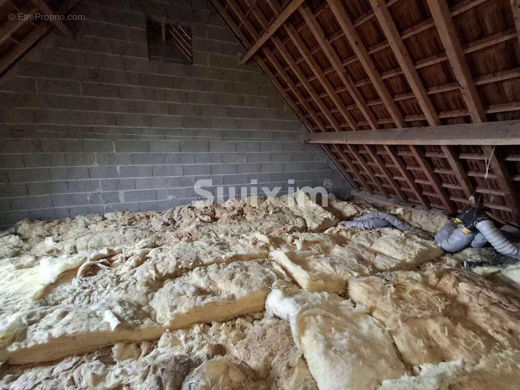 Maison à CANDE-SUR-BEUVRON