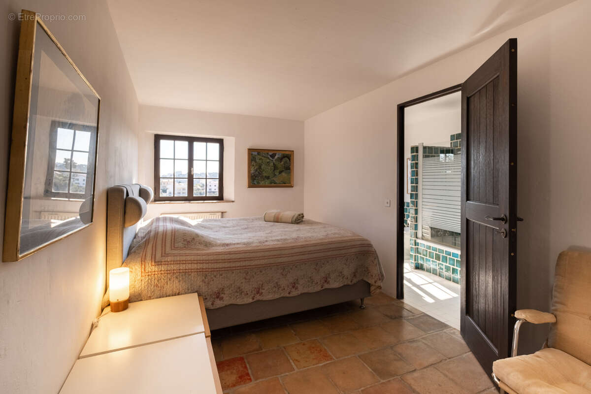 Maison à CAGNES-SUR-MER