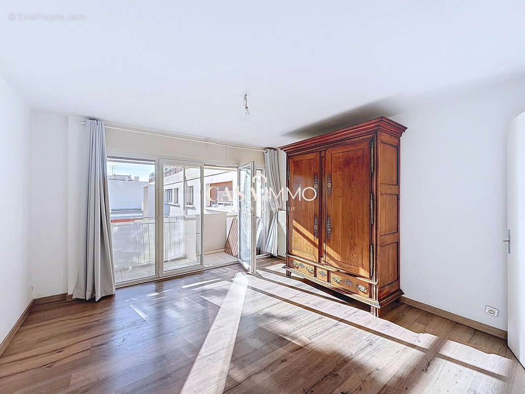 Appartement à HYERES