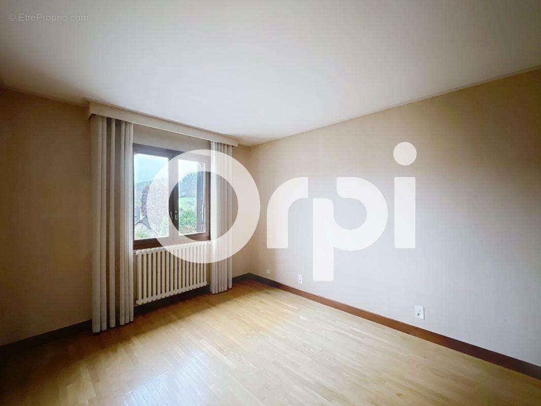 Maison à BRIVE-LA-GAILLARDE