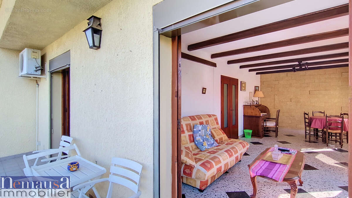 Maison à RODILHAN