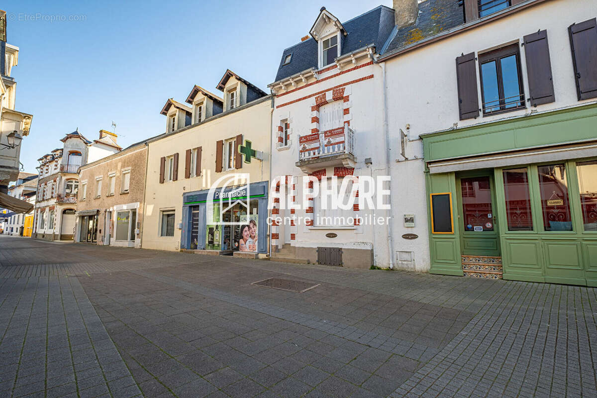 Maison à LE POULIGUEN