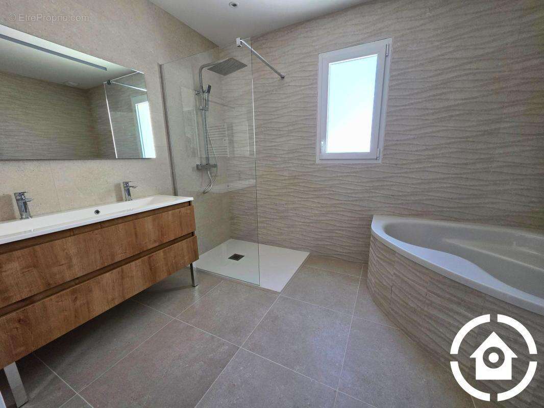 Maison neuve de plain-pied - Confort et modernité à deux pas - photo 9