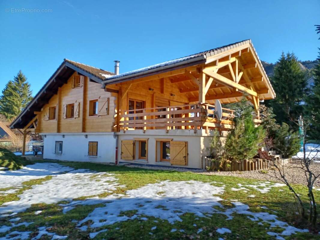 Maison à LES BOUCHOUX