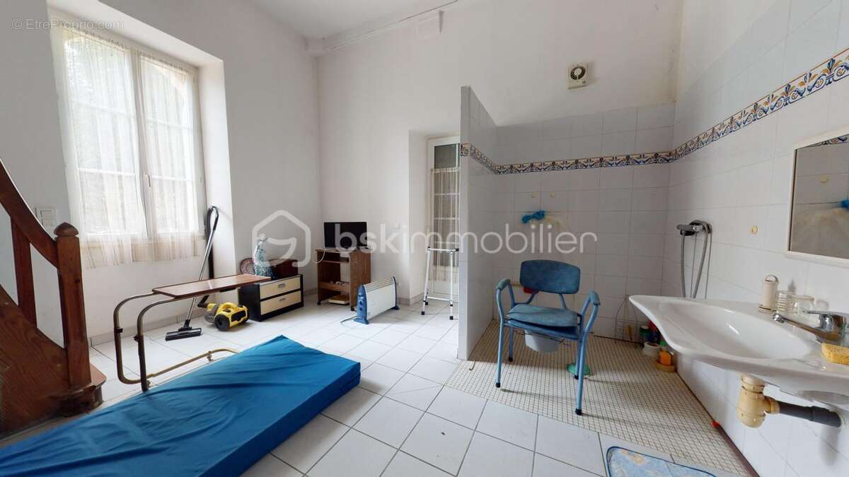 Maison à SAINT-ANDRE-DE-CUBZAC