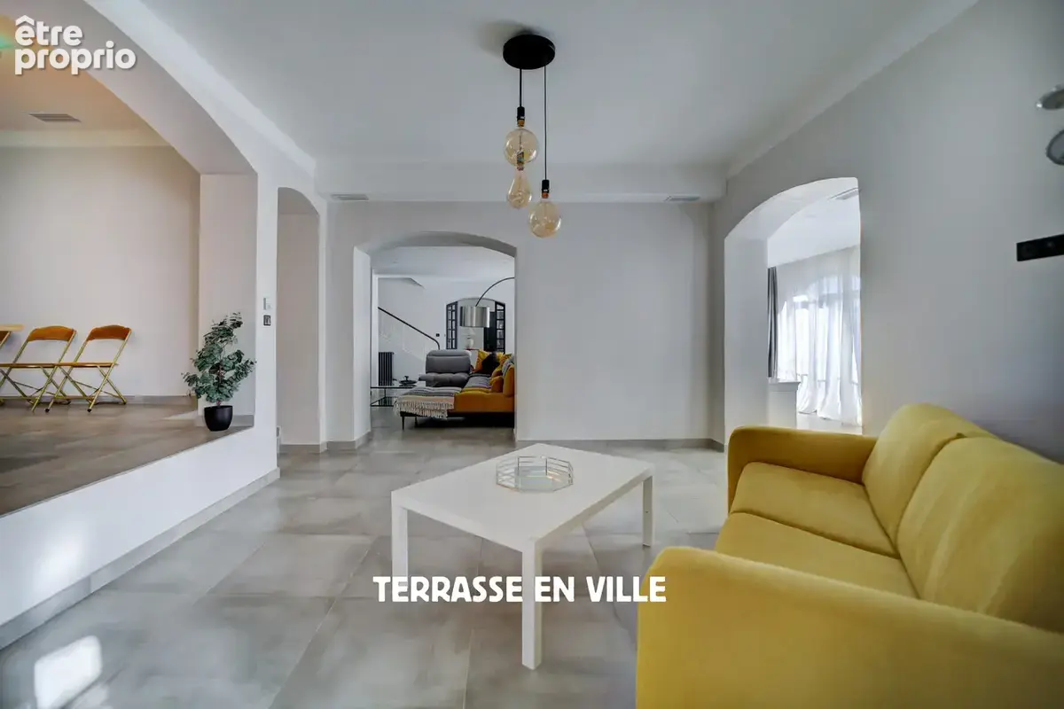 La ciotat - figuerolles - maison d'architecte t9 - 400m2 - jardin - 1000m2 - piscine - garages - 1870000€ - photo 8
