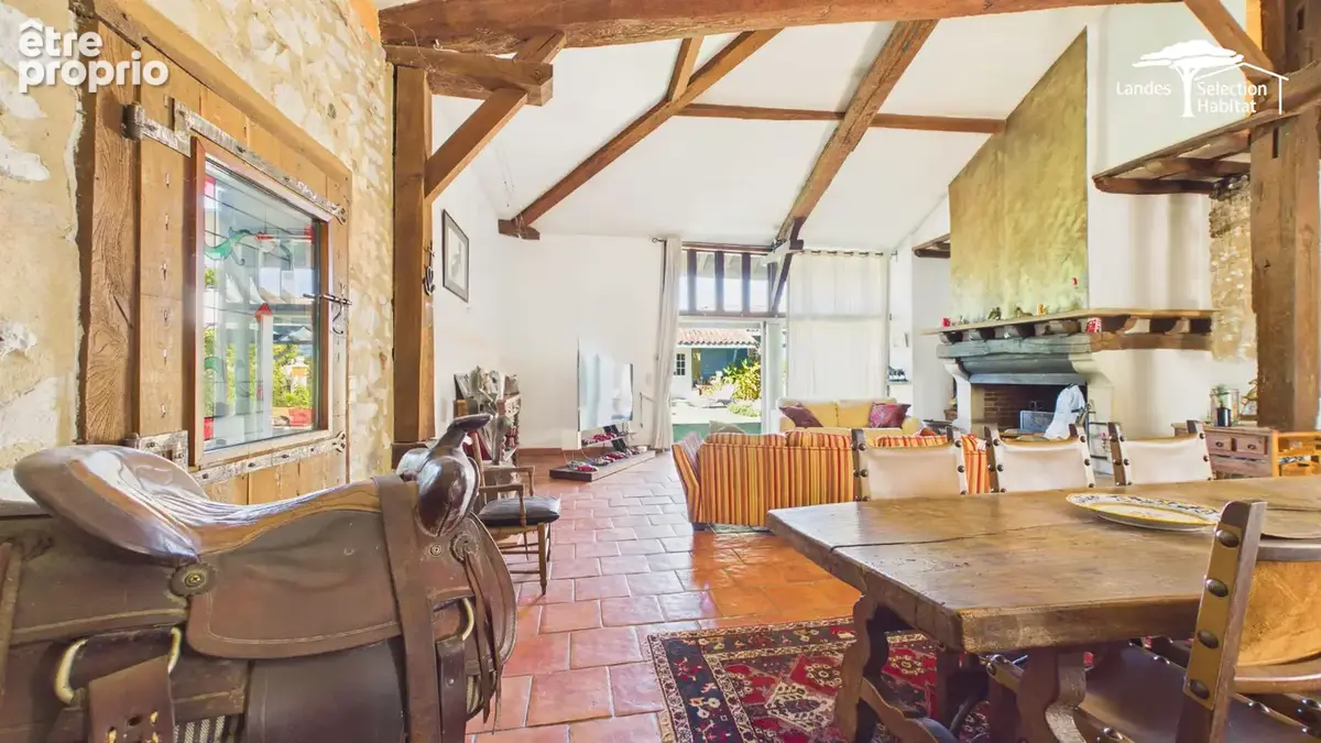 Ensemble immobilier d'exception de 380 m² hab. , piscine, dépendances et revenus locatifs - photo 12
