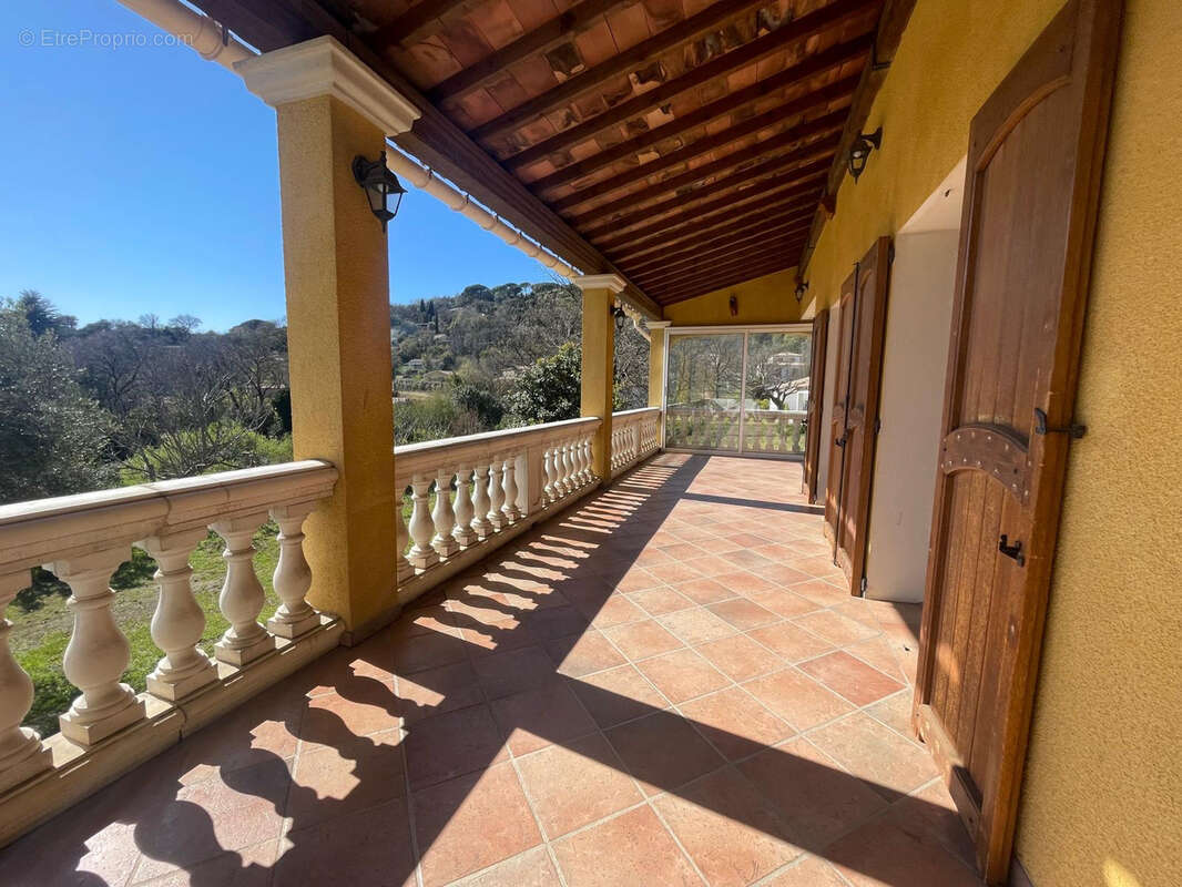 Maison à COLLOBRIERES