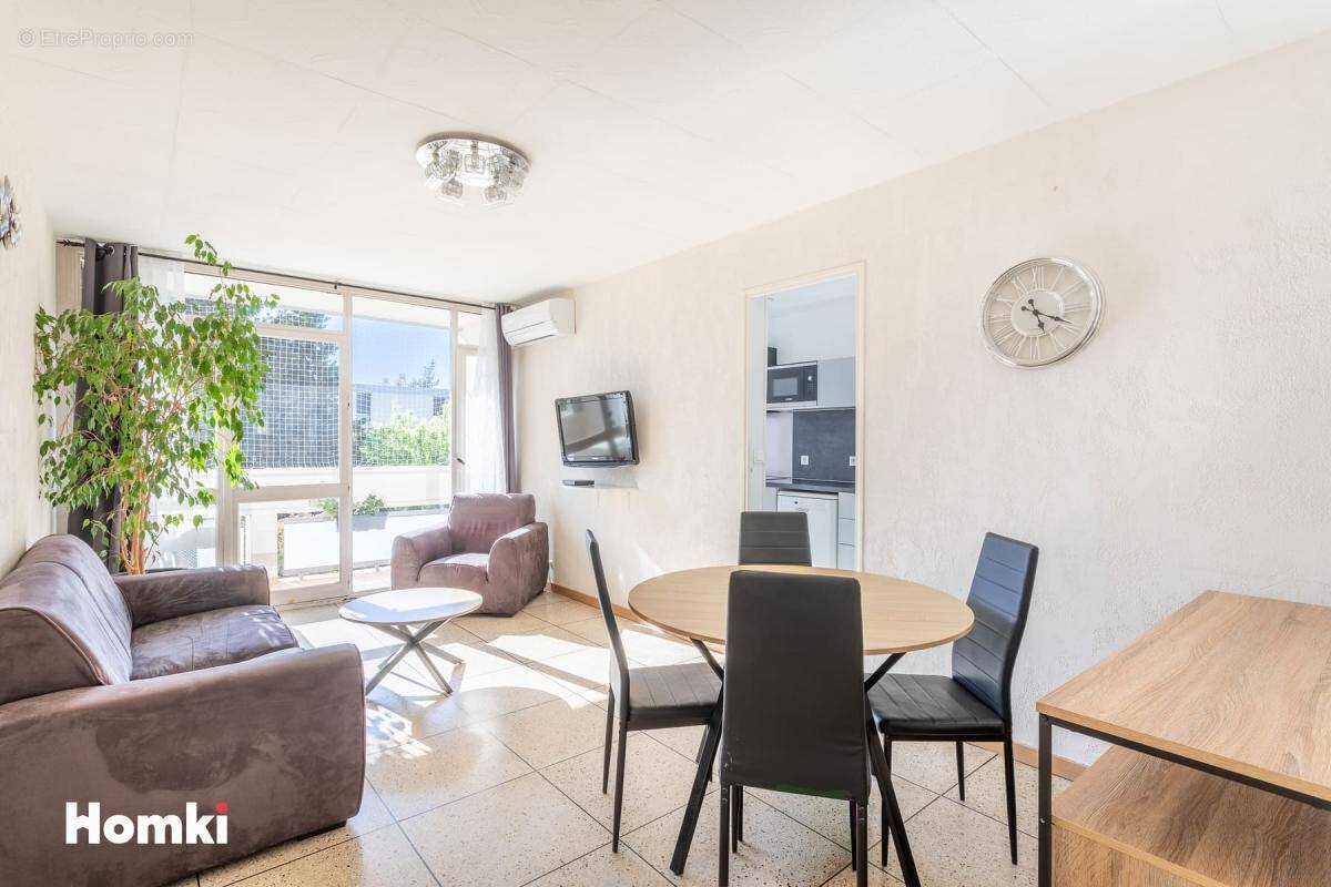 Appartement à MARSEILLE-12E
