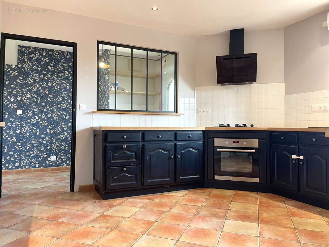 Cuisine - Maison à MAROLLES-LES-BRAULTS