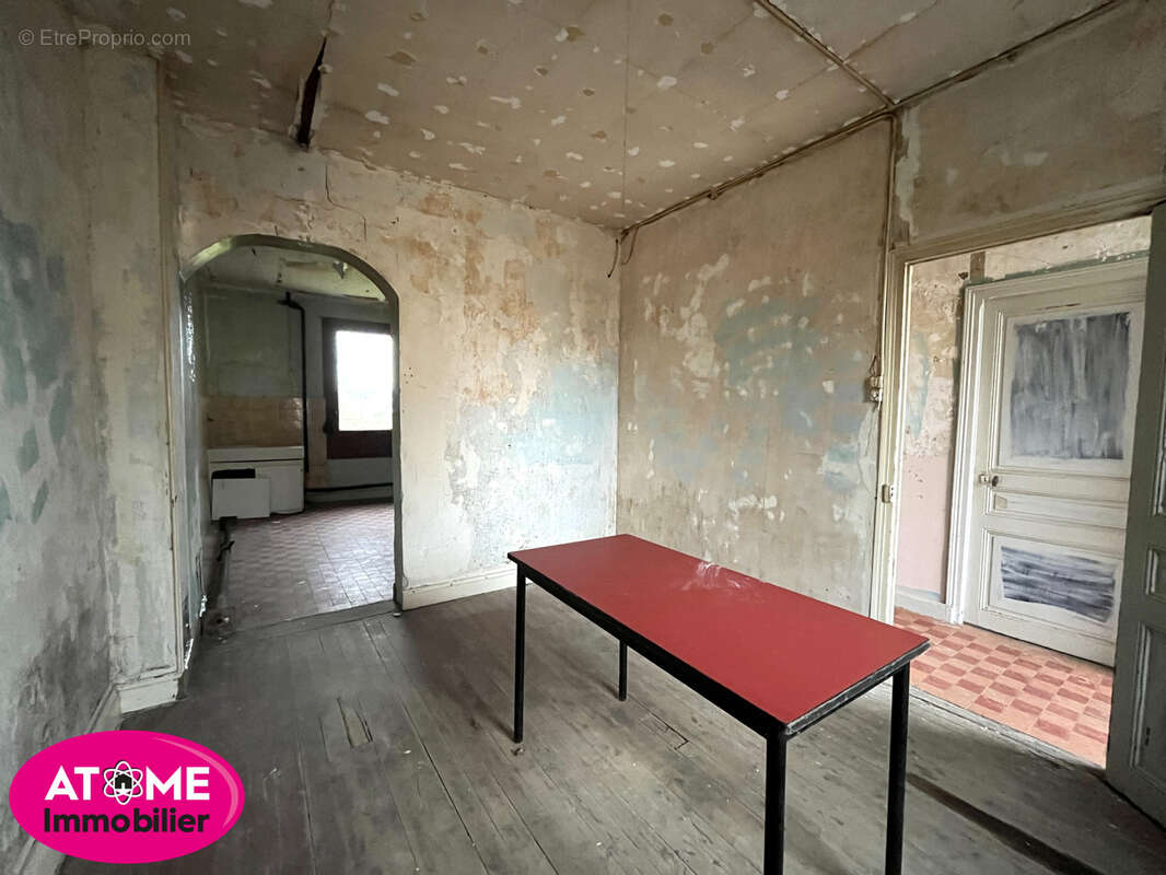 Appartement à AUBOUE