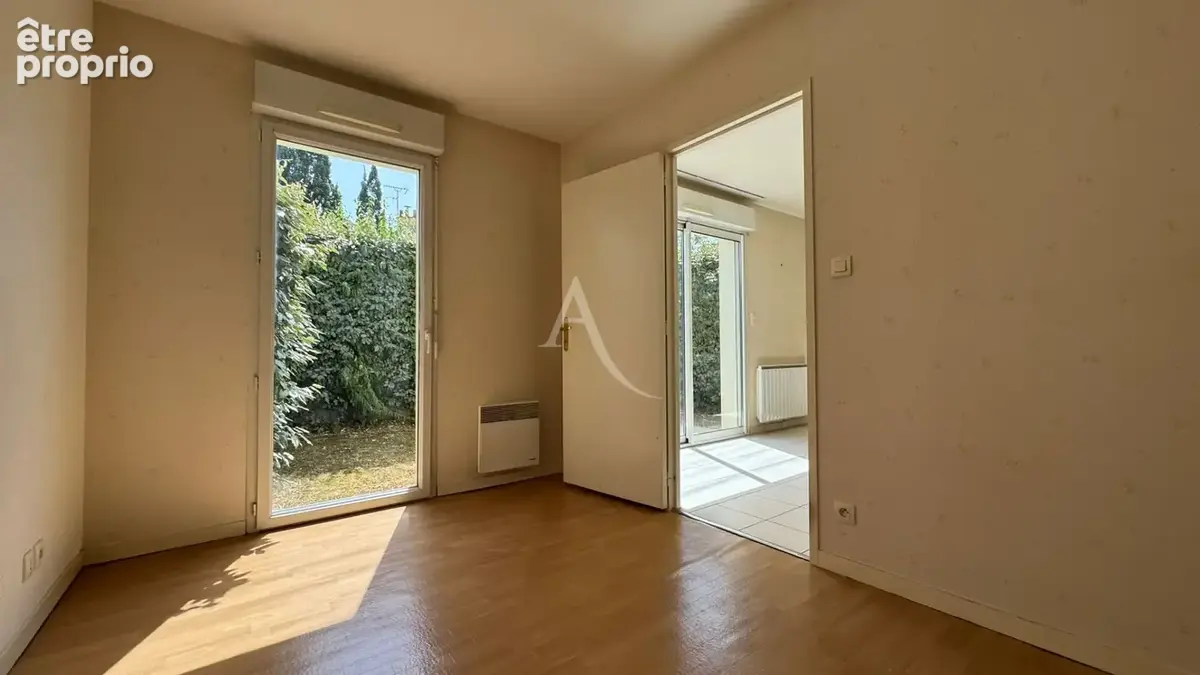 T2 de 38 m² avec jardin privatif et parking  Secteur Grand Blottereau / Doulon - photo 5