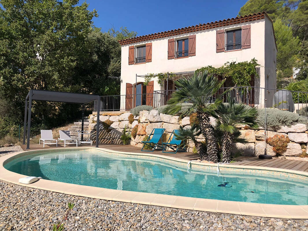Maison à LORGUES