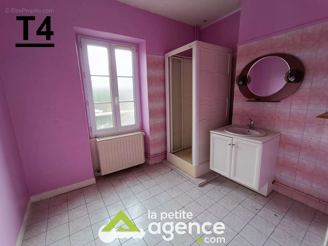 Appartement à SANCERGUES