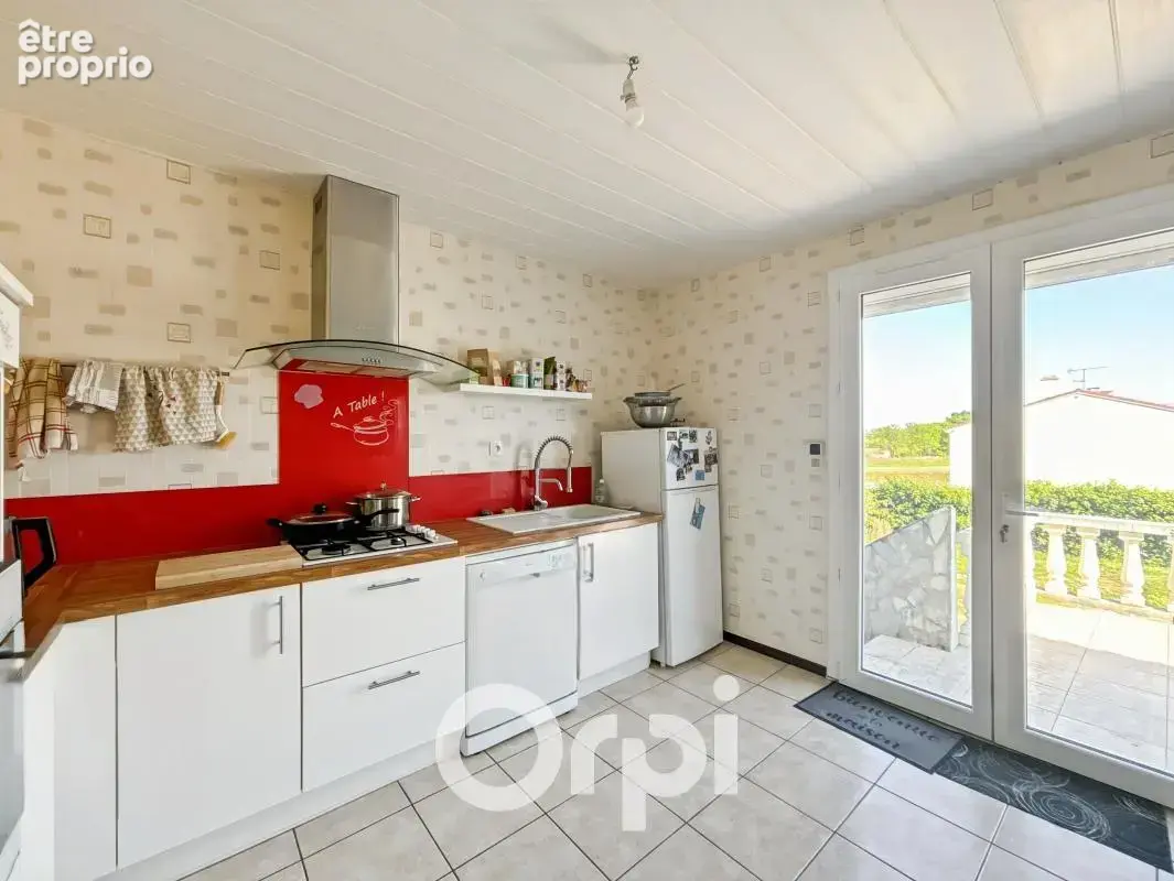 Maison familiale de 94 m² à Chantonnay - photo 4