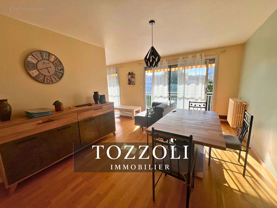 Appartement à LA VERPILLIERE