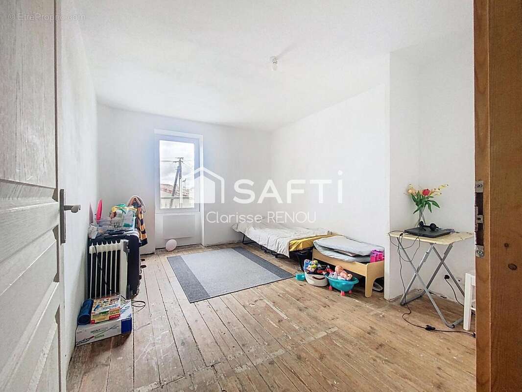 Photo 5 - Maison à LE THOU