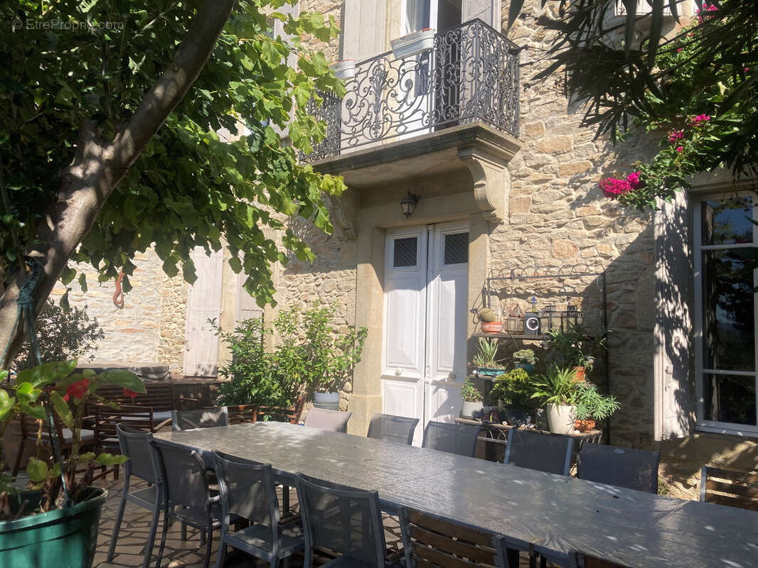 Minervois, 20mn Carcassonne Est, maison de maitre 8 chambres avec jardin et terrasse. - photo 17