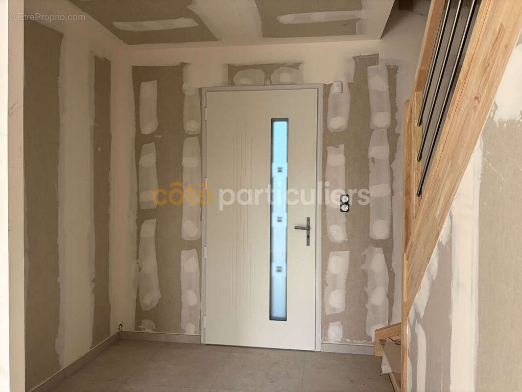 Maison à AGON-COUTAINVILLE