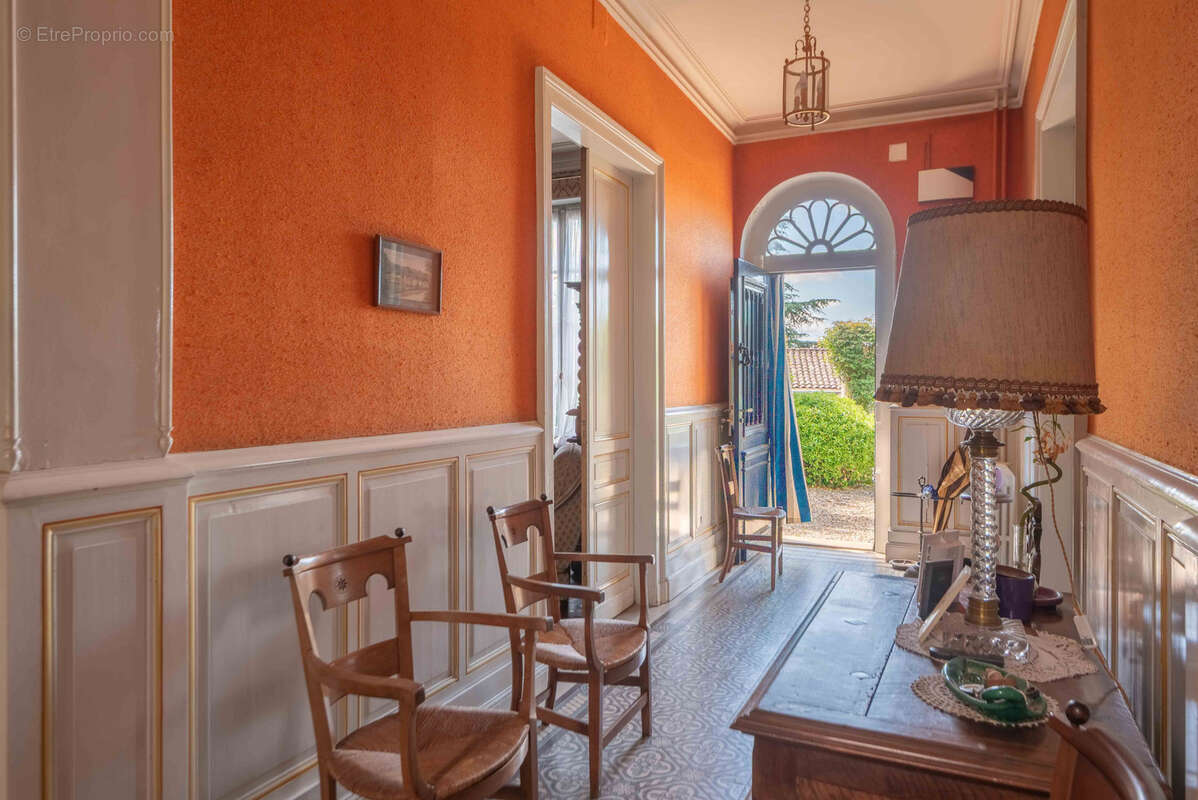 Maison à QUINSAC