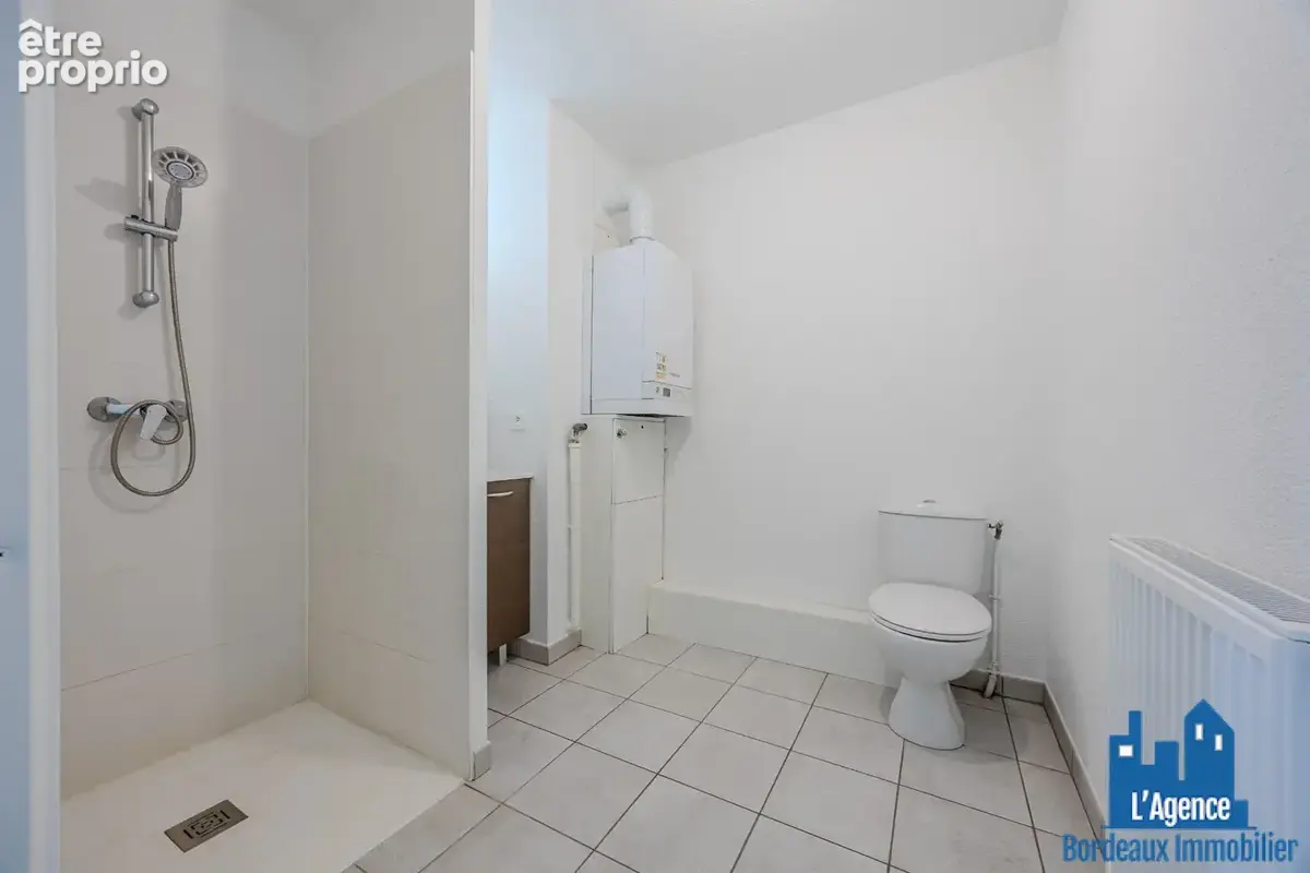 Exclusivité !!! lormont - la ramade - appartement type 2 de 42 m²  avec terrasse + place de parking exterieure. michaël vigier o - photo 12