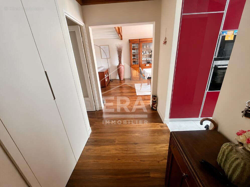 Appartement à VILLEPREUX